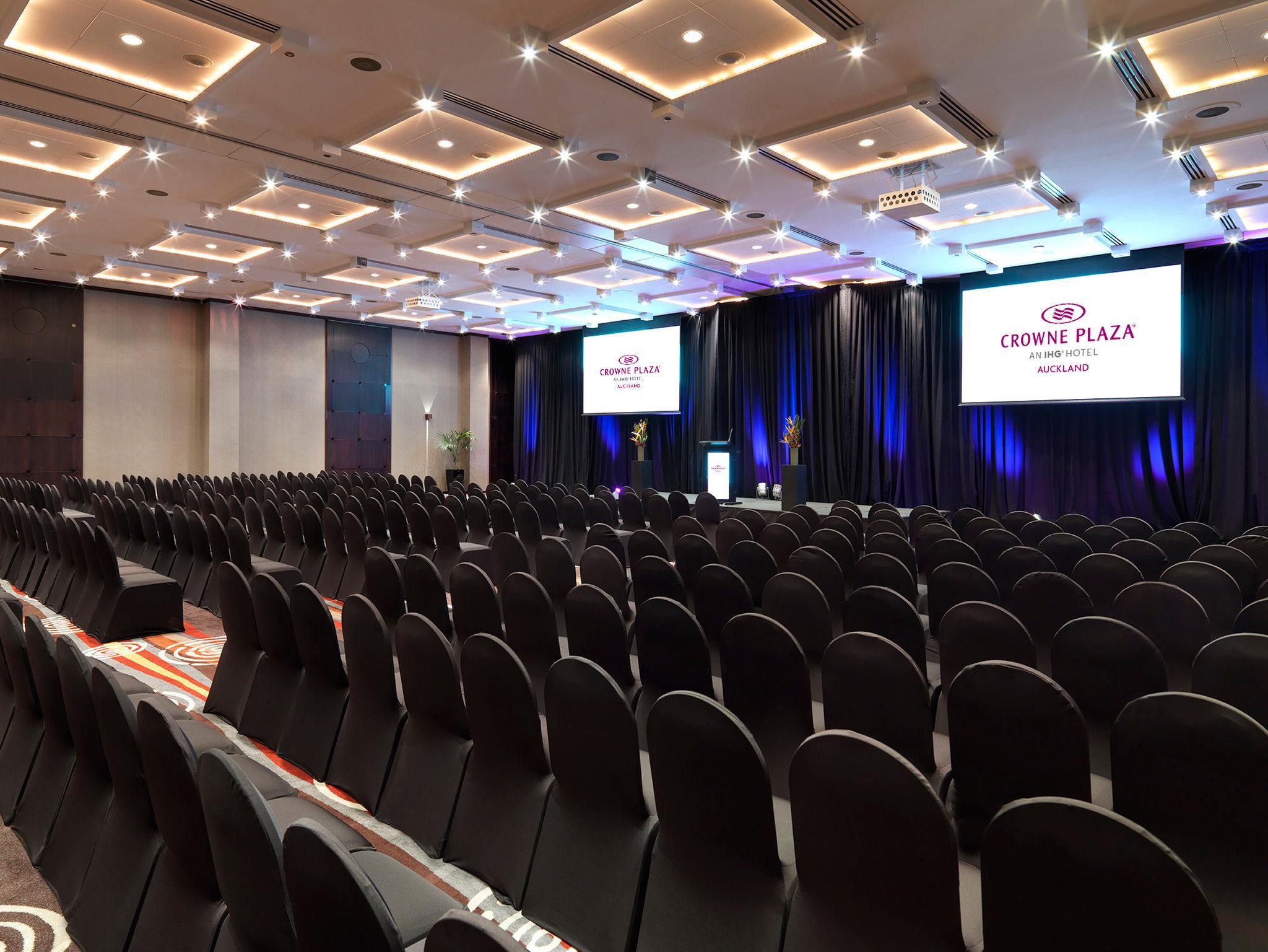Crowne Plaza Auckland By Ihg Hotel Exterior photo